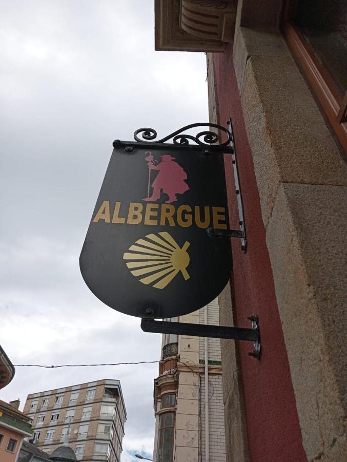 Albergue De Peregrinos Villa De Luarca Exteriör bild